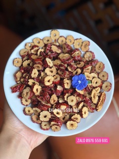 TÁO ĐỎ THÁI LÁT thơm ngon tinh khiết