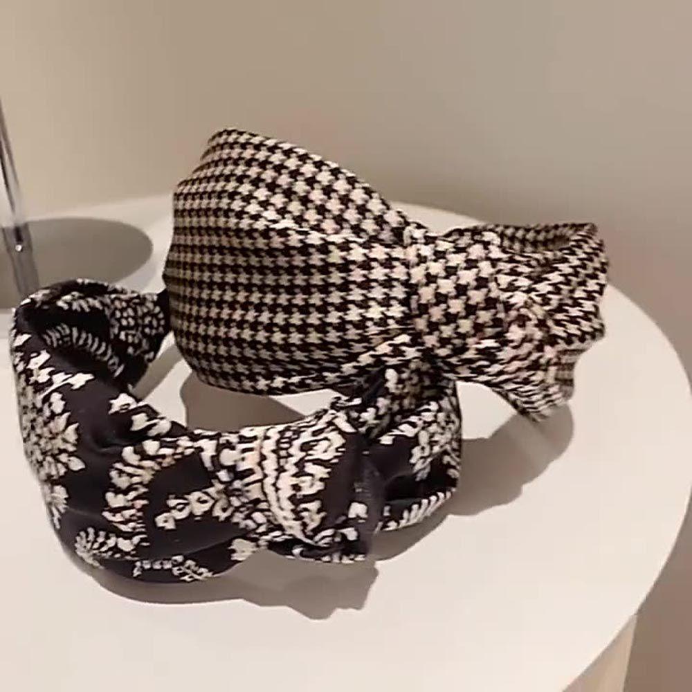 2 Băng Đô Cài Tóc Họa Tiết Hoa Xinh Xắn Cho Nữ