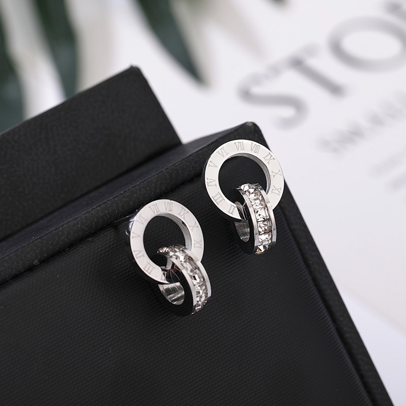 Khuyên Tai Tròn Bằng Thép Không Gỉ Đính Đá Zircon Màu Sắc Thời Trang