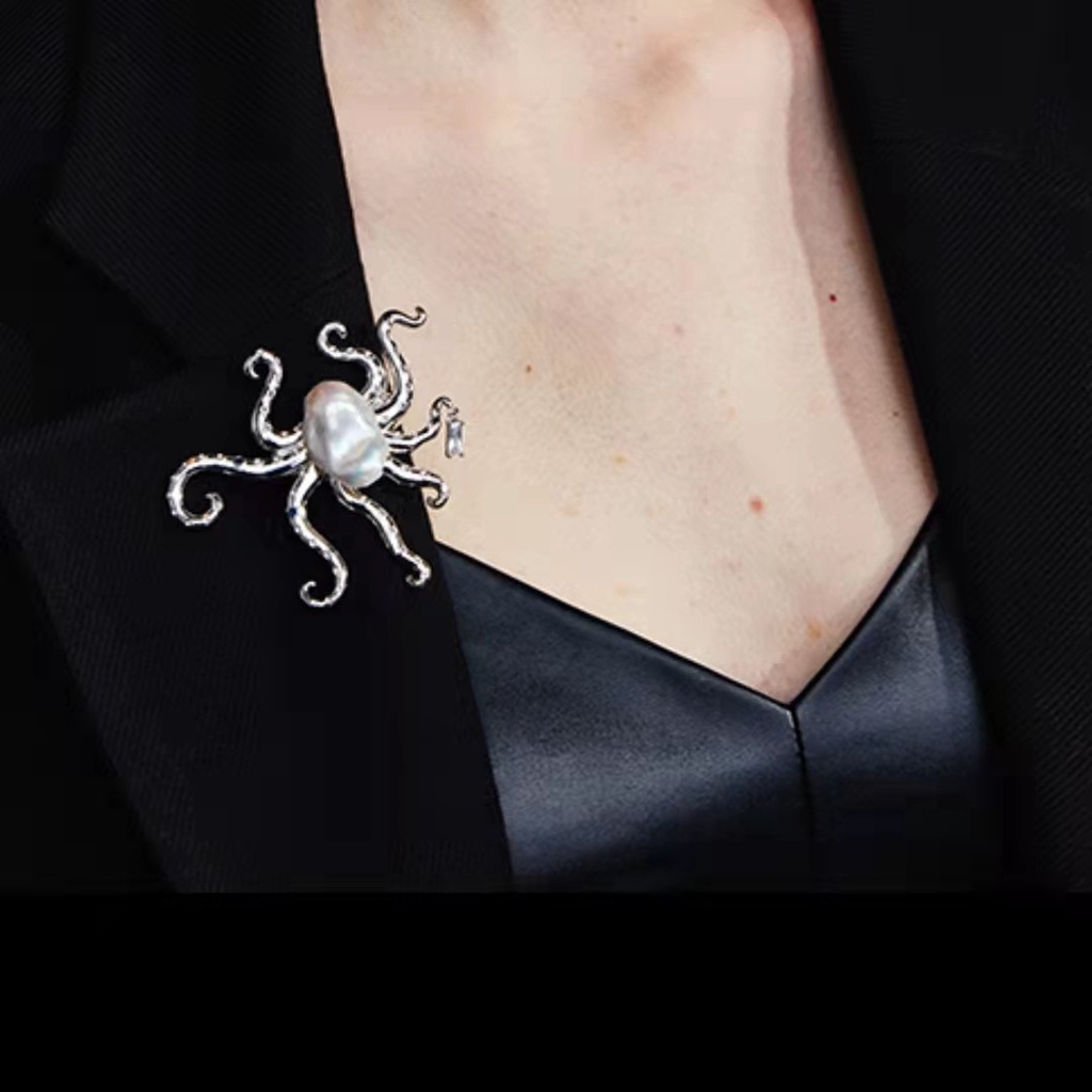 Khuyên Tai Hình Bạch Tuộc Đính Ngọc Trai Thời Trang