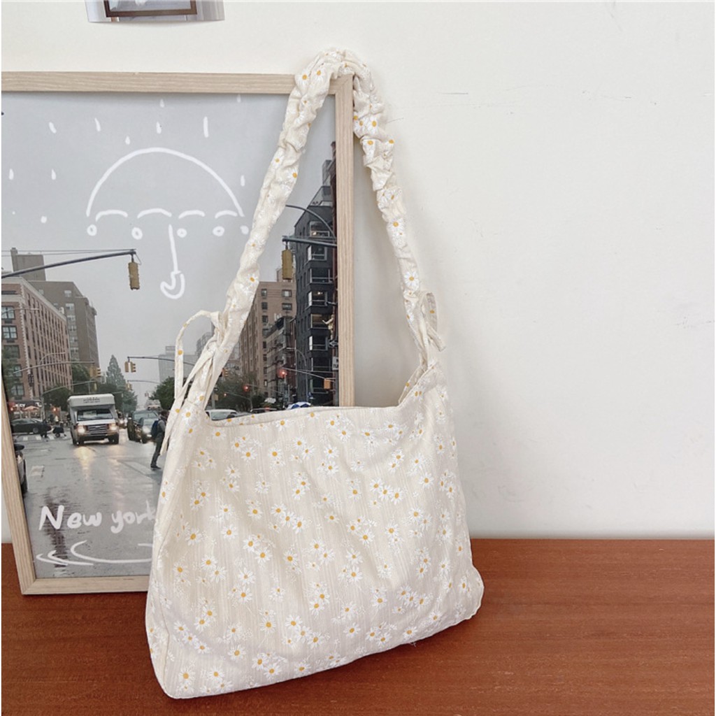 [Mã WASKT304 giảm 15% tối đa 30K đơn 99K] T170/Túi chéo hoa cúc siêu cute