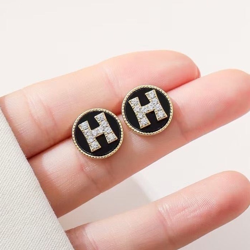 Khuyên Tai Vàng Kiểu Dáng Thời Trang Thanh Lịch Phong Cách Hàn Quốc