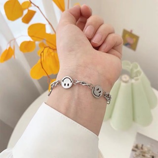 Vòng tay hình mặt cười, mặt mếu