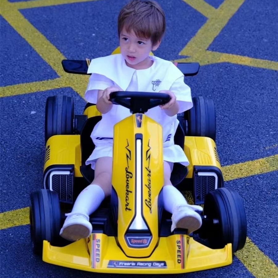 Xe ô tô điện trẻ me Kart 8. Xe đua cho bé
