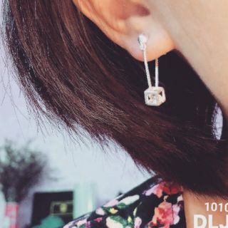 Bông tai bạc ý cao cấp hình khối lập phương