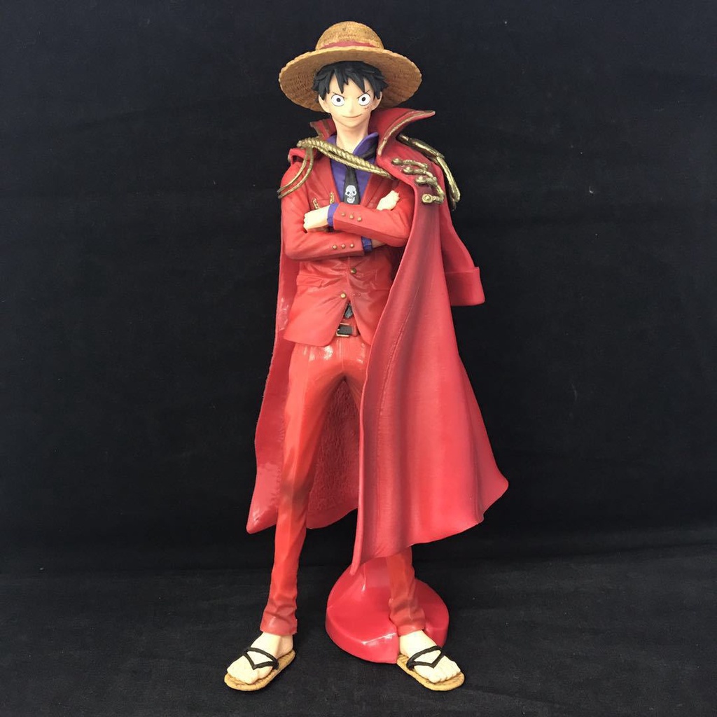 Mô Hình Nhân Vật Luffy Mặc Áo Choàng Đỏ Trong One Piece Kỷ Niệm Lần Thứ 20