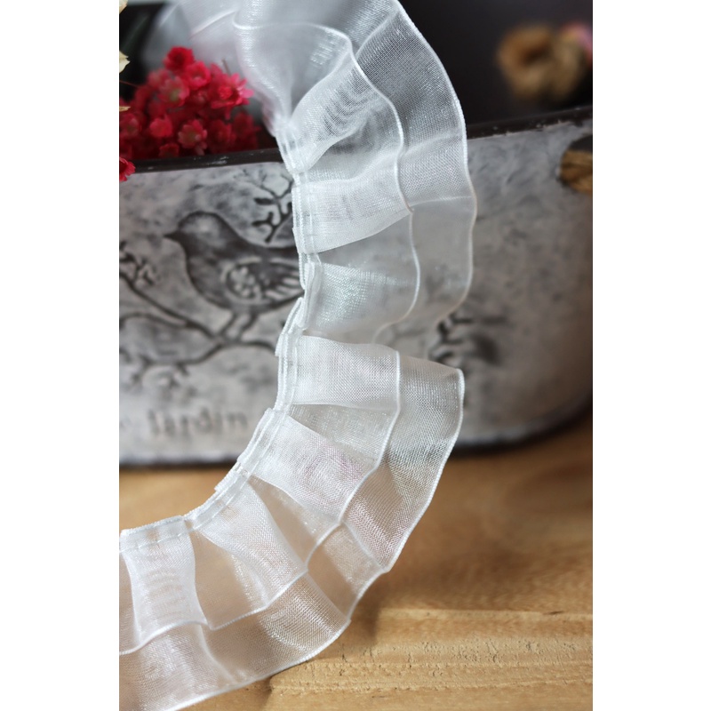 Tấm Lưới Ren Xếp Ly Màu Trắng Kích Thước 4*100cm Dùng Trang Trí Quần Áo