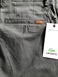 Quần kaki Lacoste