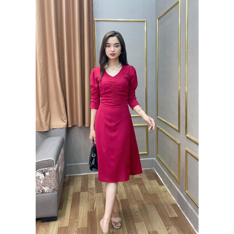 Đầm lụa cổ tim SEFA dài tay nhún ngực SFT2024