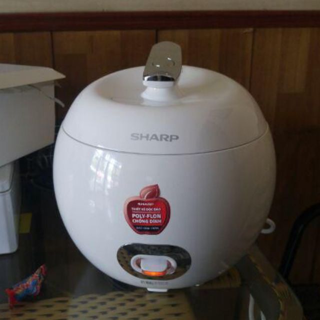 Nồi cơm điện Sharp quả táo 0.72 lít KS-A08V-WH Trắng bảo hành chính hãng
