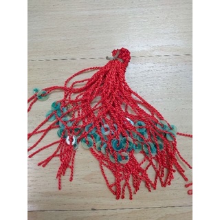 VÒNG TAY CHỈ ĐỎ.