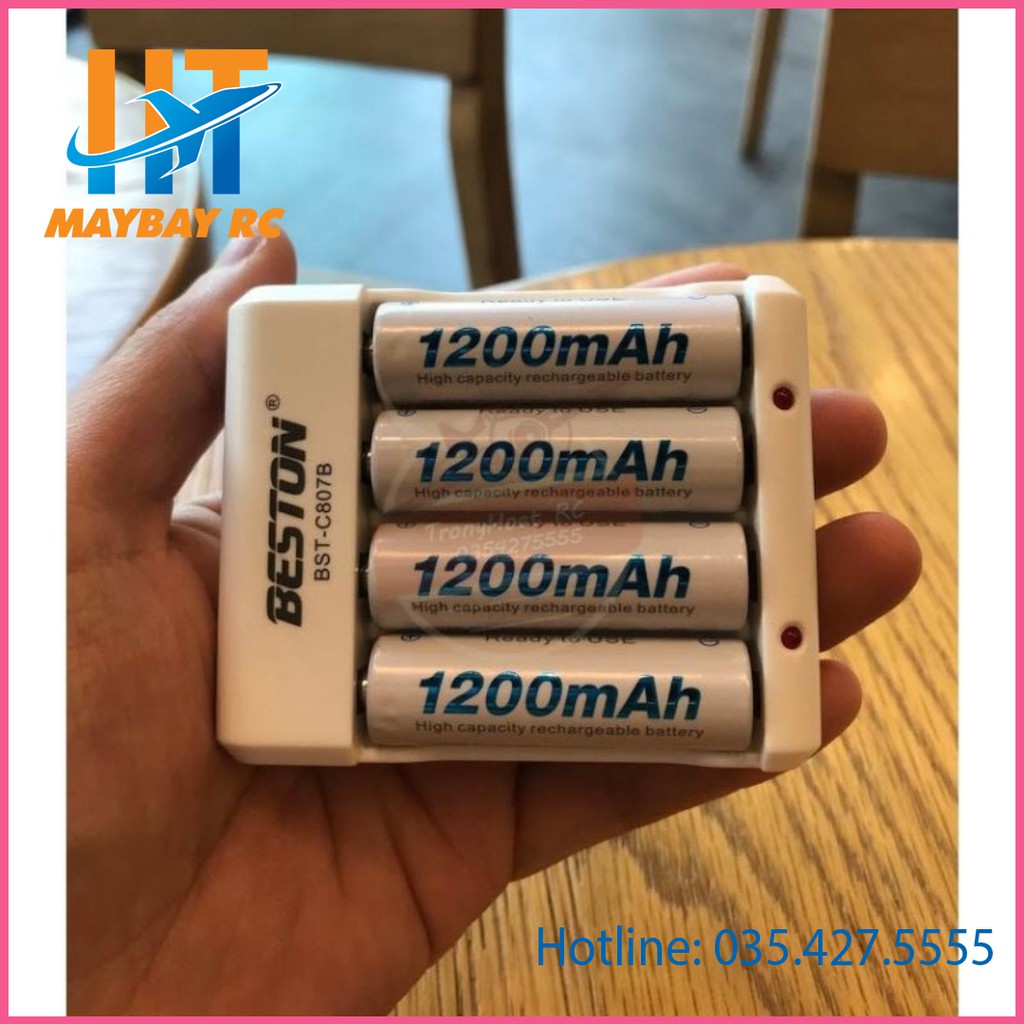 Combo 4 pin AA 1200mAh kèm sạc hãng BESTON