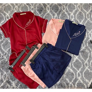 Bộ ngủ pijama mặc ở nhà