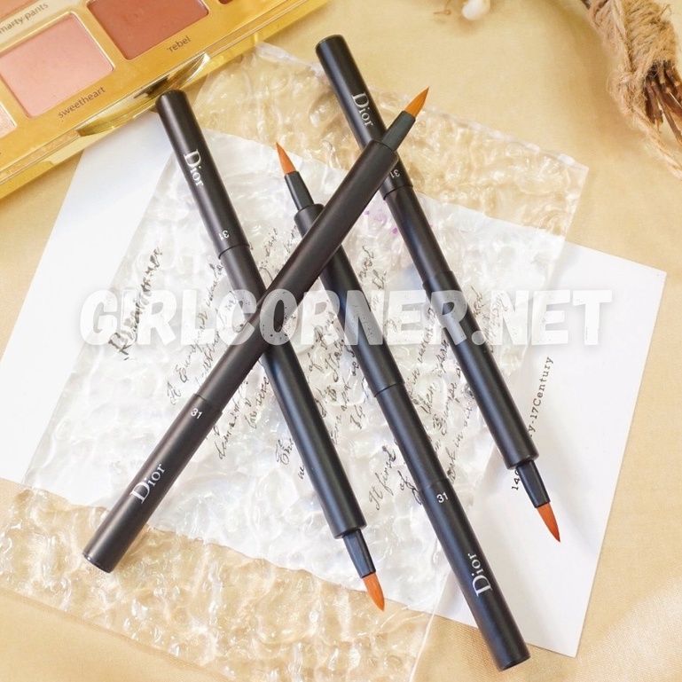 Cọ Môi Có Nắp Dior 31 Retractable Lip Brush