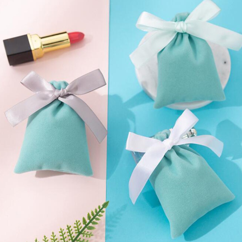 Set 50 Túi Nhung Đựng Kẹo 7x9cm Có Dây Ruy Băng Trang Trí Giáng Sinh