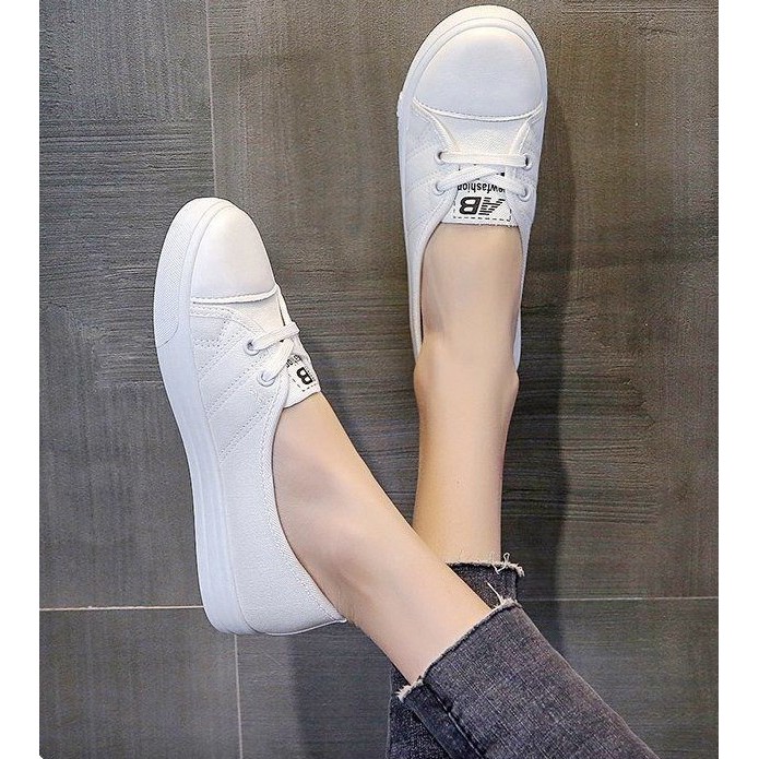 Giày nữ, giày SLIP-ON nữ đế bằng cực đẹp. Kiểu dáng nhẹ nhàng, phù hợp với mọi trang phục