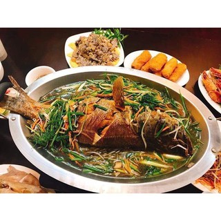 Khay cá chép om dưa inox, khay hấp cá bằng bếp từ ăn nóng hổi