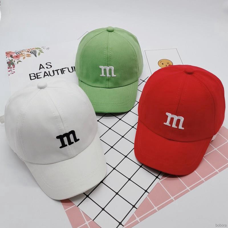 Mũ lưỡi trai thêu chữ M cho bé
