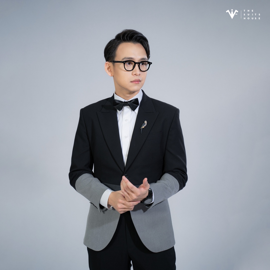 Bộ vest nam đen phối màu 2 khuy 2 túi chất Cashmere pha Poly The Suits House