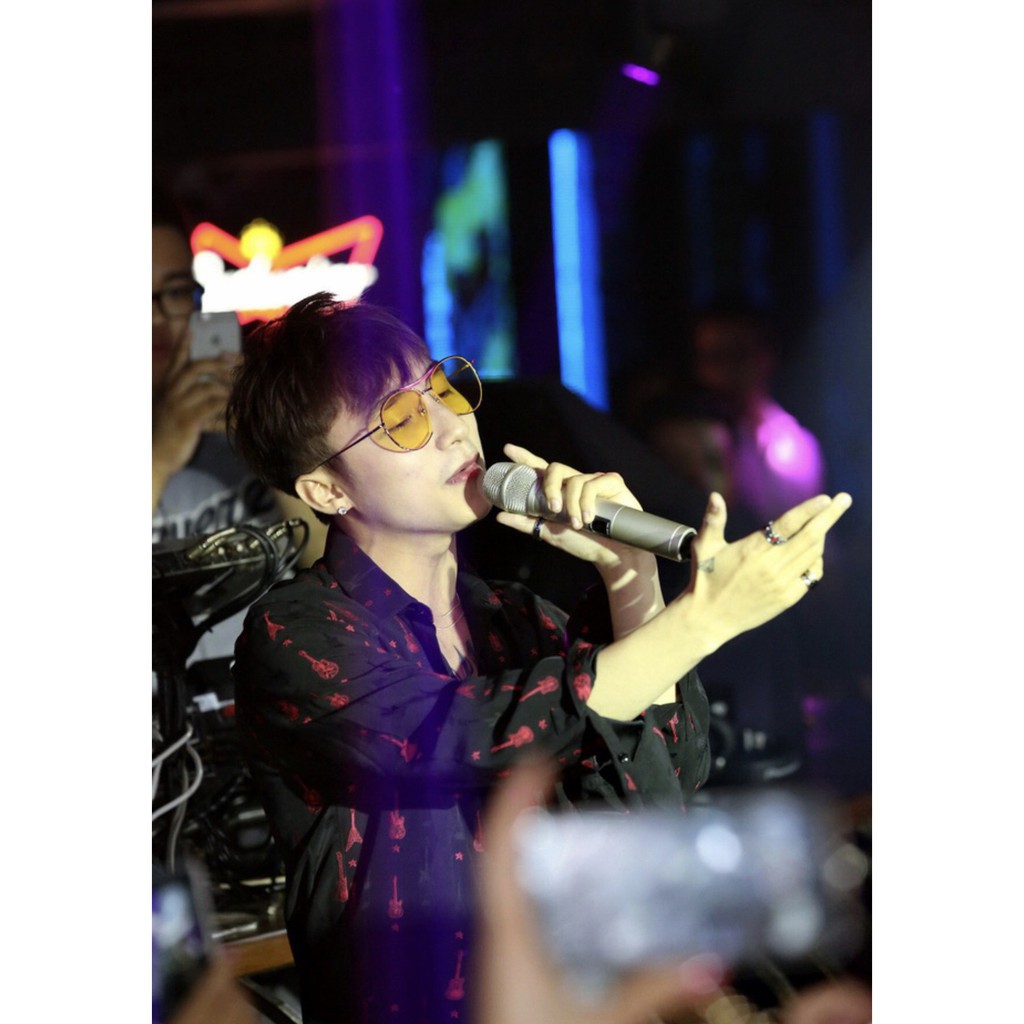 + ❌Hộp và khăn❌, Kính mắt đi đêm , chống lóa - Gọng tròn , mắt vàng - Kính thời trang cao cấp