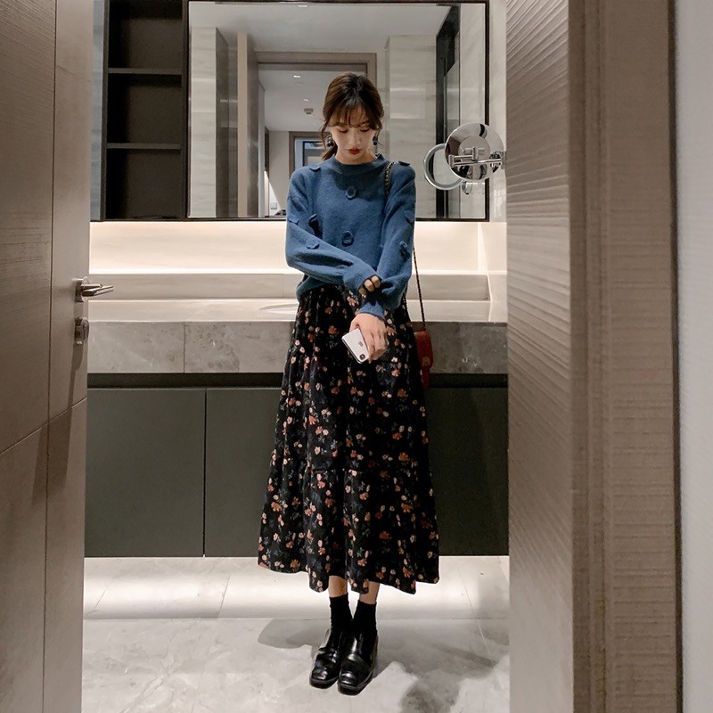 Chân Váy Dài Nữ Hoạ Tiết Hoa Hồng Xanh Đen Cạp Cao Chất Gân Tăm Ullzang | BigBuy360 - bigbuy360.vn