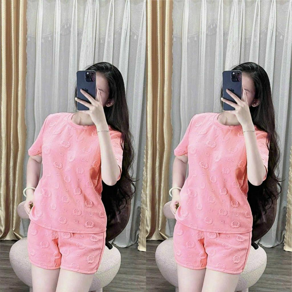 Set đồ nữ đi chơi cá tính, set bộ 2 món quần đùi lưng thun kèm áo thun form rộng cổ tròn ngắn tay chất xốp dập nổi