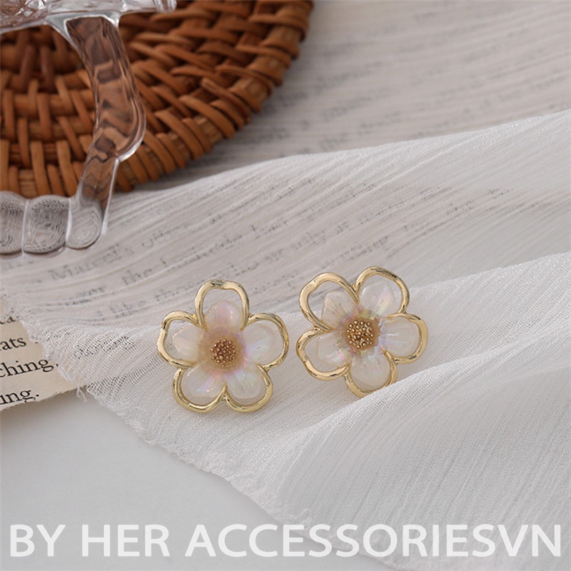 Bông Tai Nữ hoa Daisy Thanh Lịch, chân xỏ bạc 925 Her Accessories H67