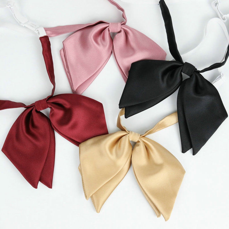 Cà Vạt Nơ Bằng Da Hai Lớp Màu Trơn Phối Hoa Dành Cho Nữ Sinh