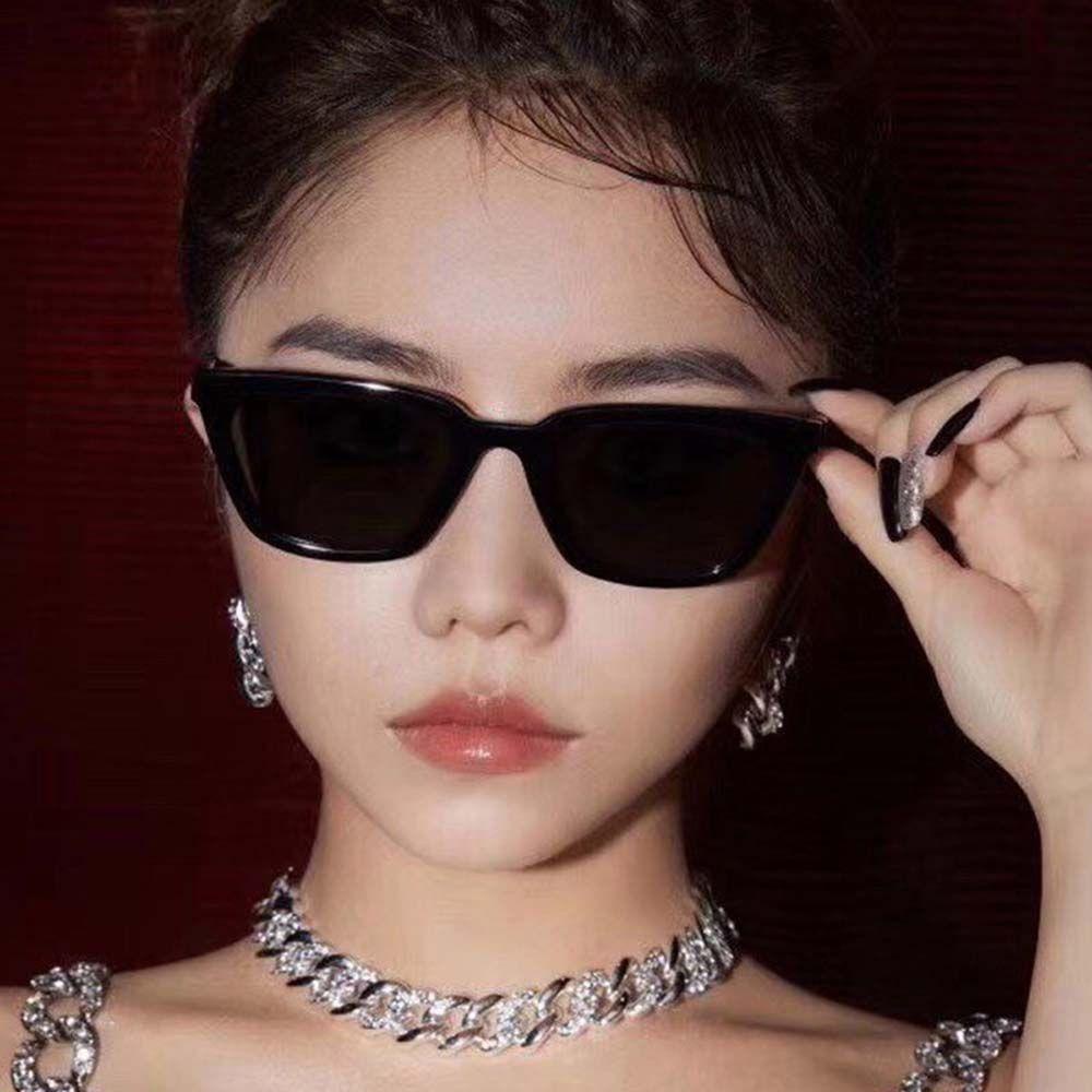 Kính Mát Vuông Chống Tia UV Họa Tiết Da Báo VANES1