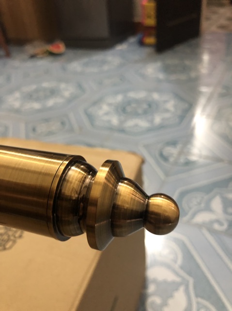 Đèn Đồng Soi Tranh