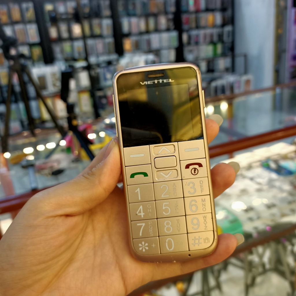 Điện thoại di động V6216,XPHONE  2 sim, chữ to,pin trâu,loa to, sóng khỏe,sos quay số nhanh cho người già