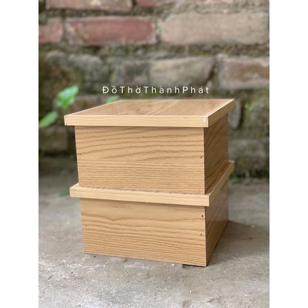 Đôn Vuông Màu Vàng Kê Đồ Thờ