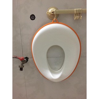 Nắp Thu Nhỏ Bồn Cầu Cho Bé