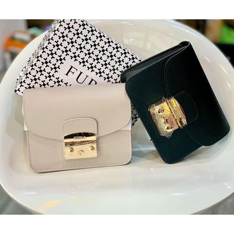 Túi Đeo Chéo Chữ FFF Size 18 Fullbox Cao Cấp Giá Rẻ