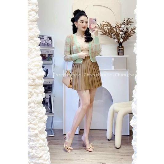 Chân váy xếp ly da