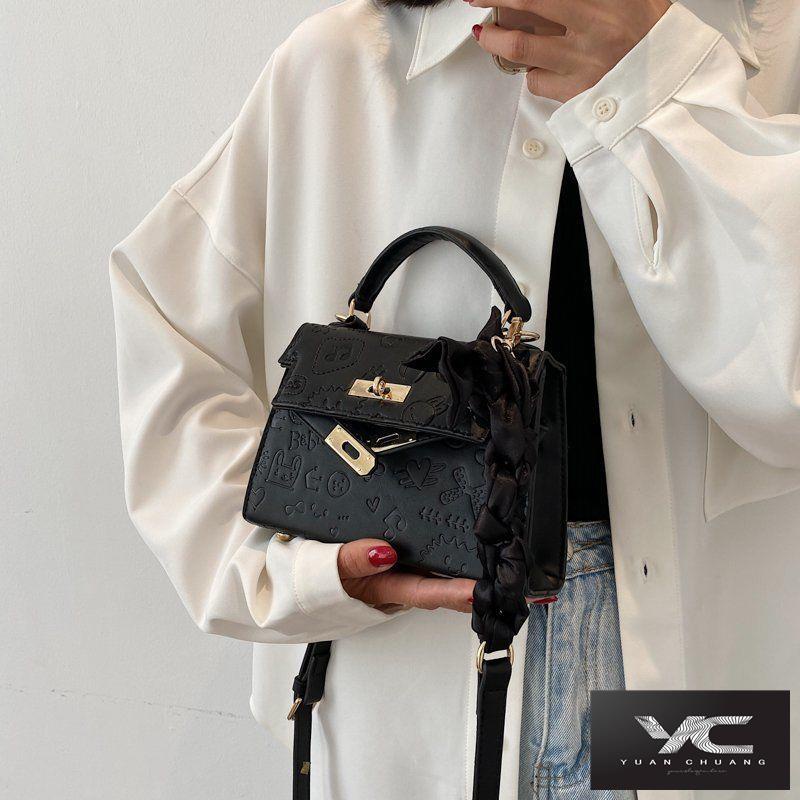 Túi Đeo Chéo Nhỏ Nhắn Phong Cách Phương Tây Thời Trang Hàng Mới 2022 Chất Lượng Cao Cho Nữ