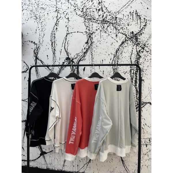 Áo “TVD PLUS SWEATER” | BigBuy360 - bigbuy360.vn