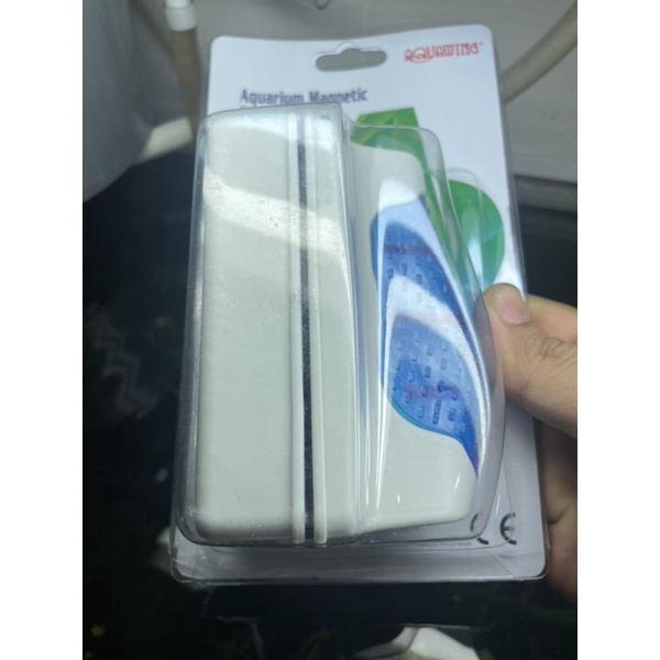 Nam châm vệ sinh bể cá