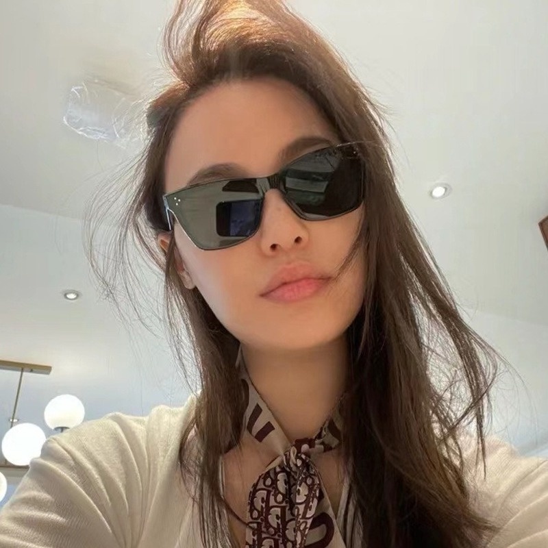 Kính mát mắt mèo phong cách retro thời trang Hàn Quốc