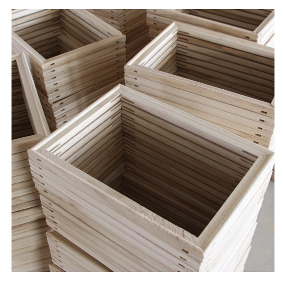 Khung Gỗ Căng tranh , Căng Vải Vẽ Tranh sơn dầu, Tranh số Hóa ,Kích Thước 40 x 50cm Tặng Kèm Móc Và Đinh Căng Tranh