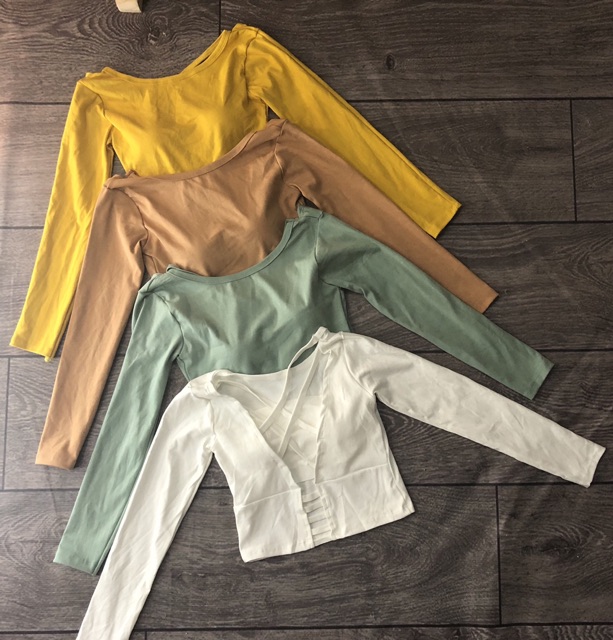 Áo croptop tay dài