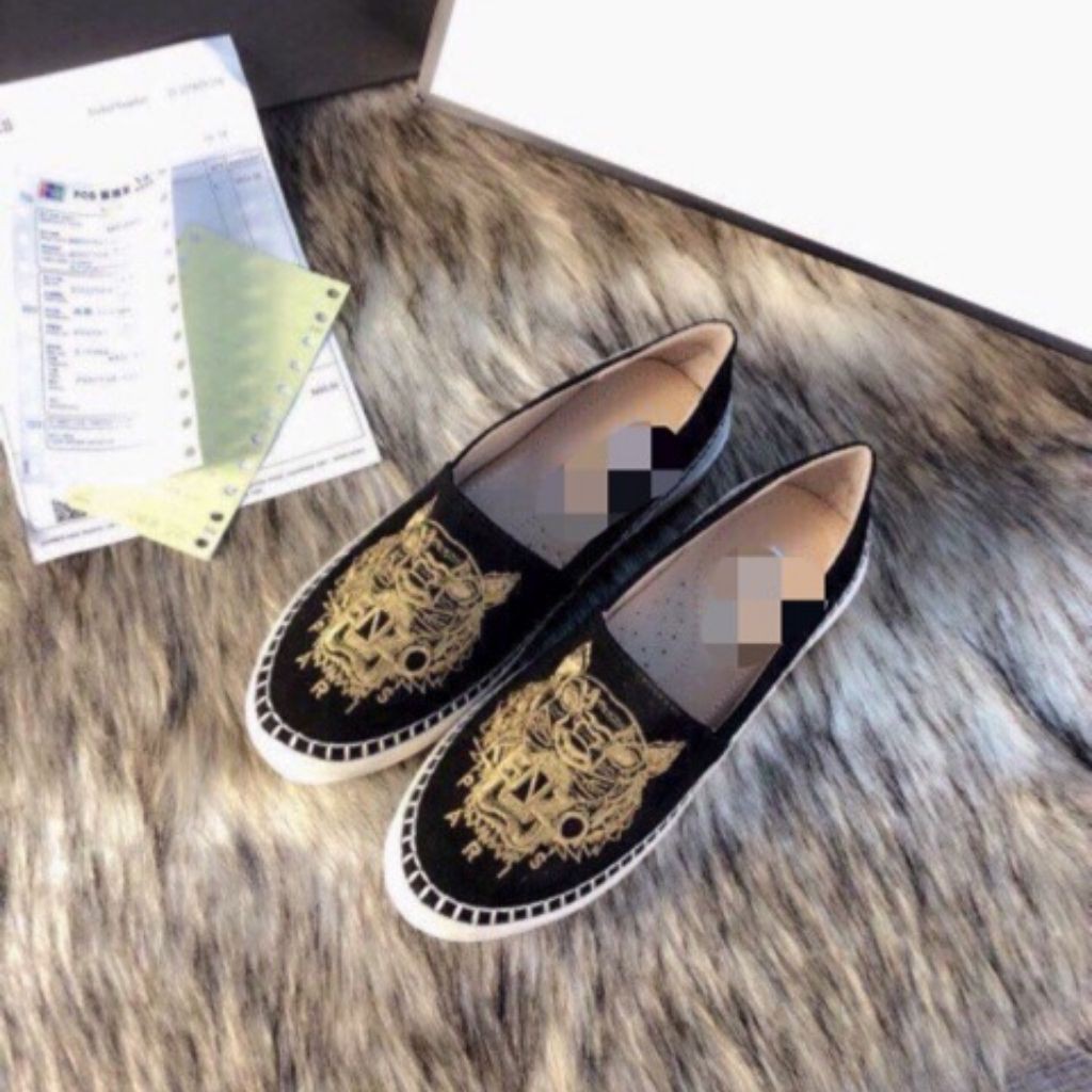 [FREESHIP - HÀNG LOẠI ĐẸP] Giày Slipon Nữ Da Mềm Thêu Họa Tiết Siêu Hót - Giày Lười Nữ - [ Ảnh Chụp Thật] | BigBuy360 - bigbuy360.vn