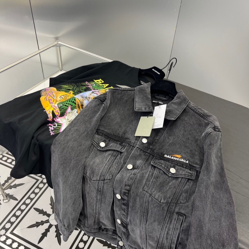 Áo khoác denim thời trang mẫu mới thương hiệu Balenciaga cao cấp