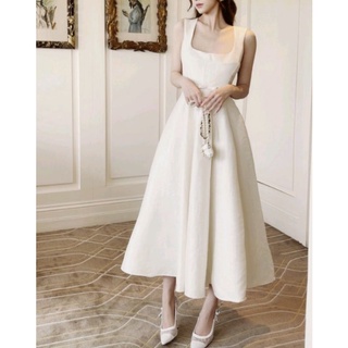 Đầm tiệc trắng dài