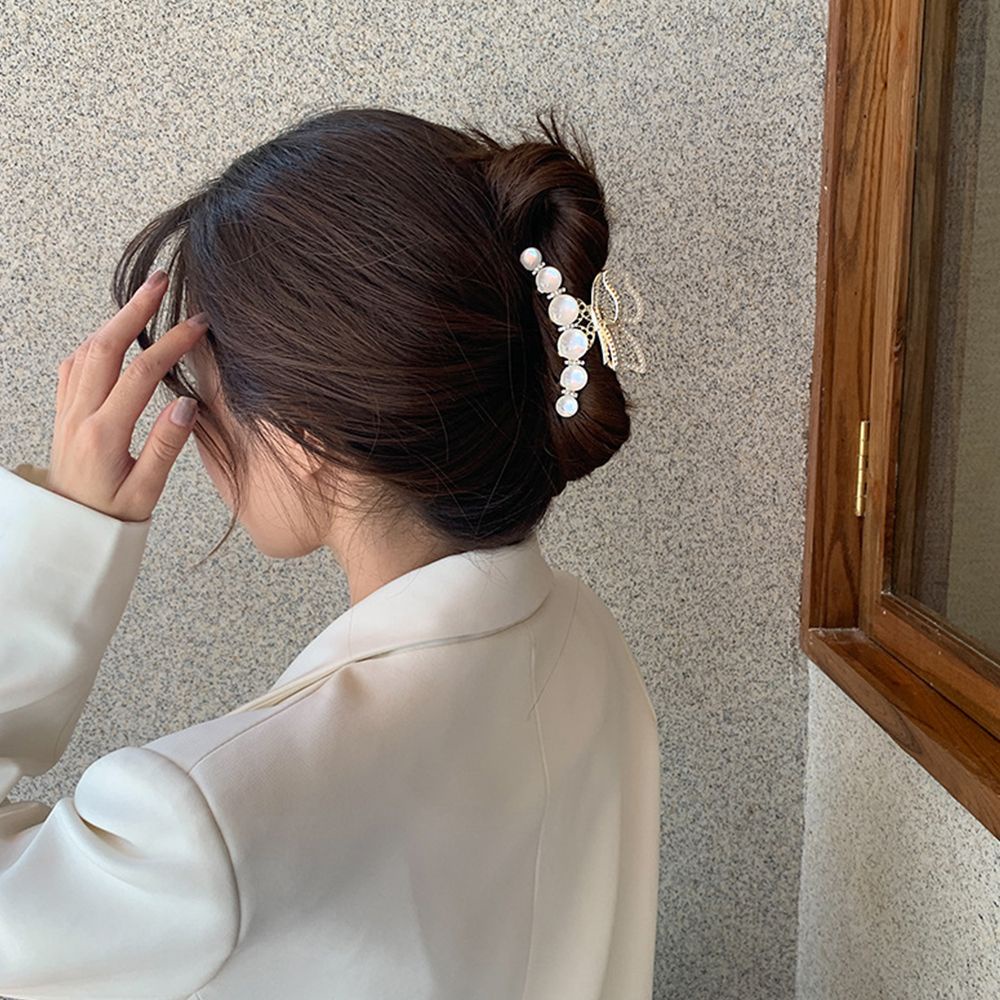 Kẹp tóc hình bướm bằng kim loại đính ngọc trai giả nhiều màu phong cách Hàn Quốc cổ điển cho nữ