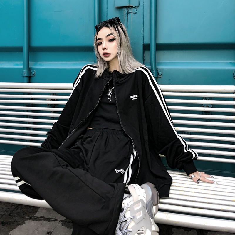 Sét Bộ Thể Thao VATI Unisex Phối 3 Sọc Bộ Thể Thao Nam Nữ Chất Cotton Co Dãn Nhẹ Form Dưới 65kg