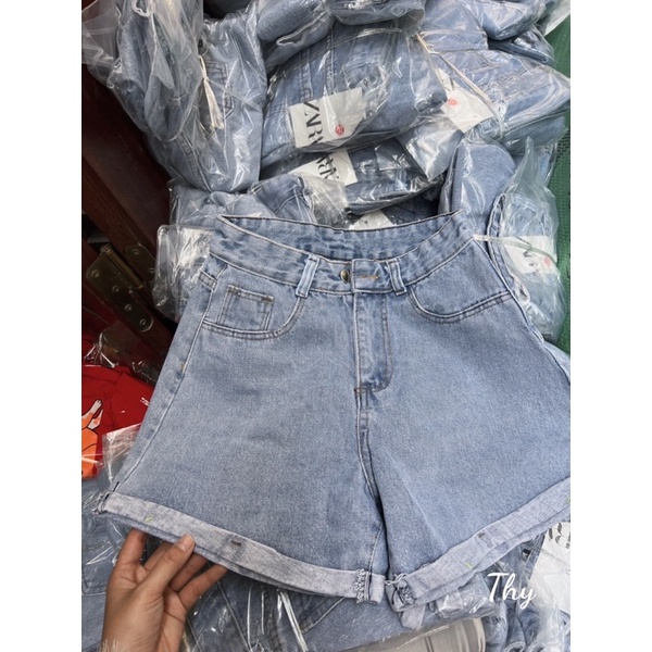 QUẦN SOOC JEANS NỮ VẮN GẤU, Size S M L