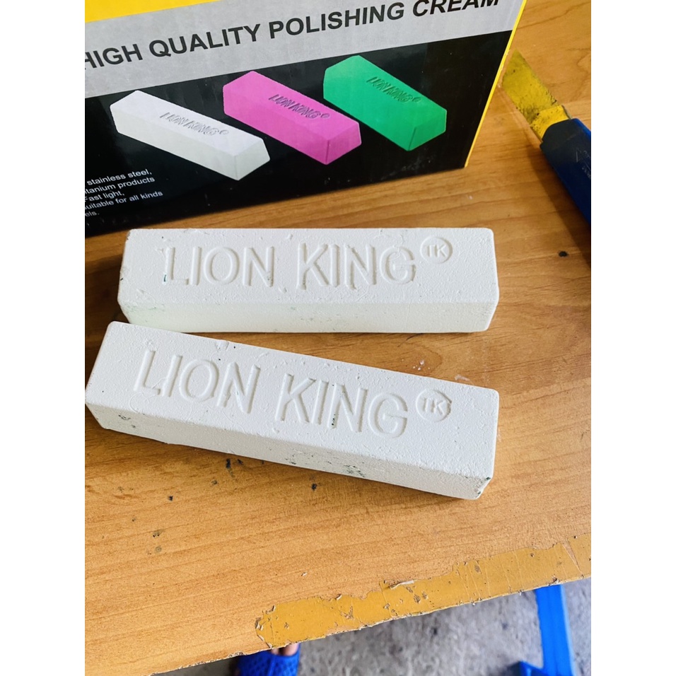 Sáp  MÀU TRẮNG đánh bóng inox/kim loại LION KING