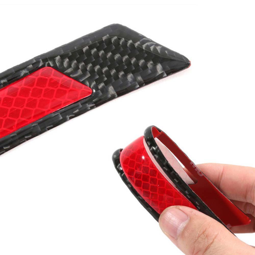 Miếng Dán Bảo Vệ Vành Bánh Xe Hơi Bằng Sợi Carbon Phản Quang Độc Đáo Tiện Dụng