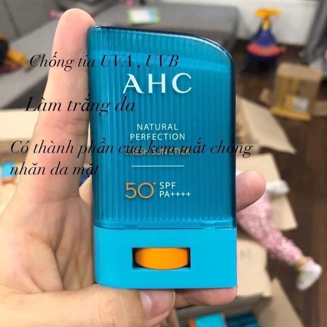 Thanh lăn chống nắng dạng thỏi AHC Natural Shield Sun Stick SPF 50+/PA++++ 14g | BigBuy360 - bigbuy360.vn
